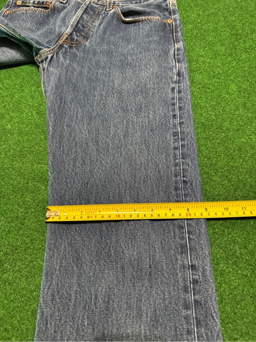 Levis 501 Button Fly 32x32 Medium Wash Vintage 90s Y2K Denim Jeans Original Fit - Picture 9 of 11